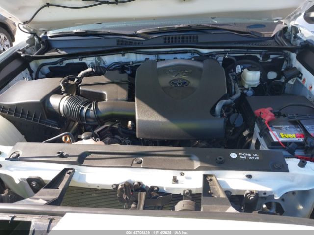 Toyota Tacoma Sr5 V6 Image 10