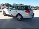 Subaru Outback 2.5i Image 11