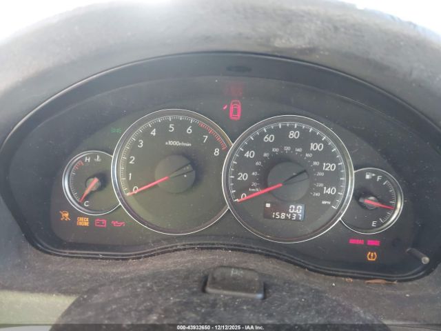 Subaru Outback 2.5i Image 9