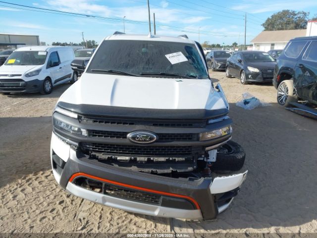 Ford Expedition Timberline Image 9