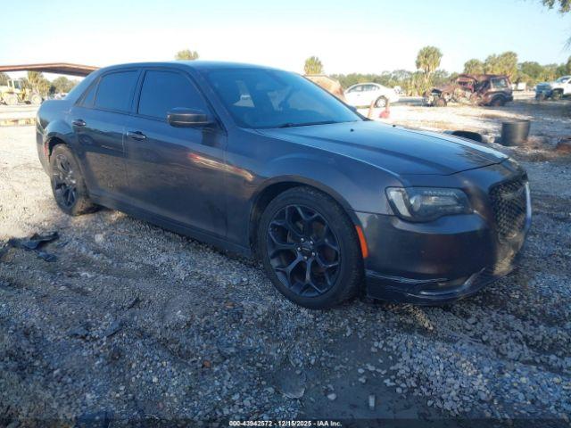  Salvage Chrysler 300