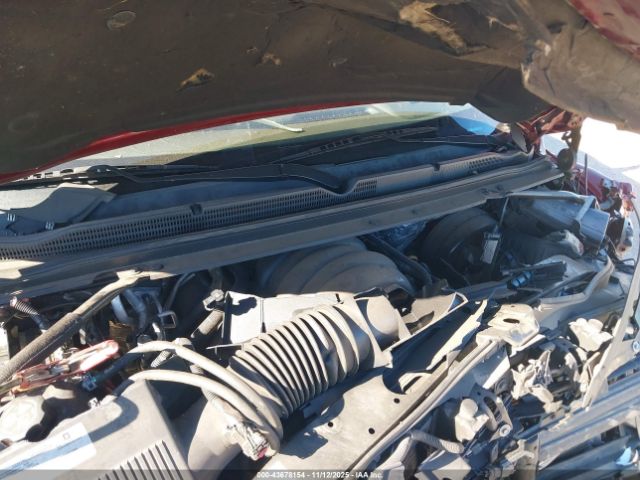 Chevrolet Suburban Lt Image 14