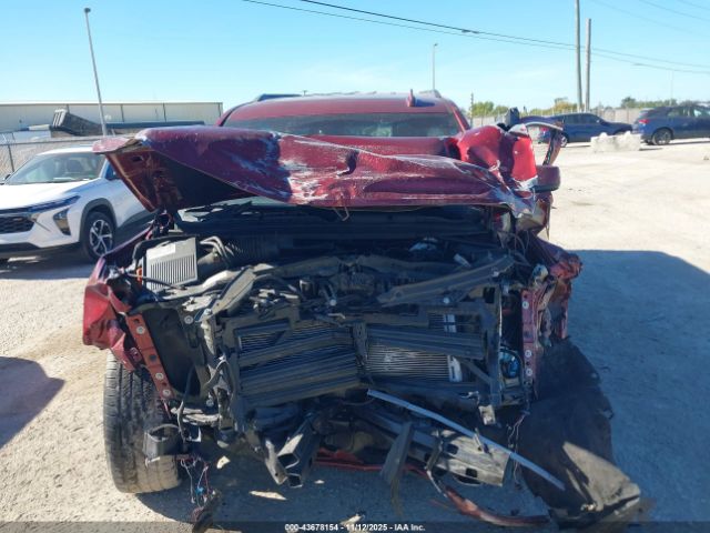 Chevrolet Suburban Lt Image 10