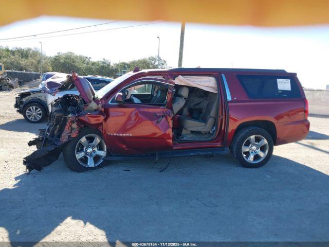 Chevrolet Suburban Lt Image 11