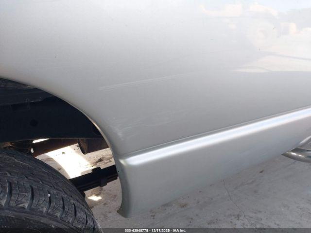 Dodge Ram 1500 St Image 11