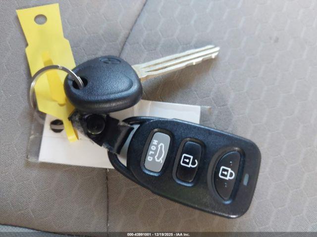 Hyundai ELANTRA Se Image 9