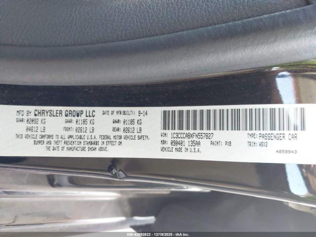 Chrysler 200 Limited Image 8