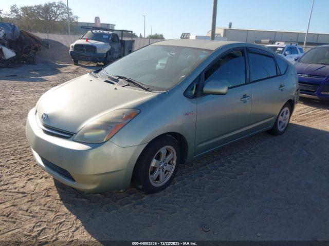Toyota Prius Image 2