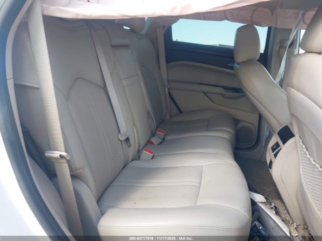 Cadillac SRX Luxury Collection Image 5