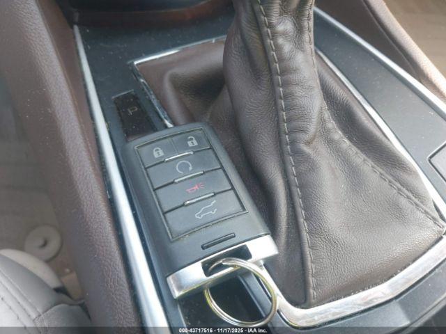 Cadillac SRX Luxury Collection Image 12