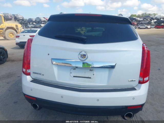 Cadillac SRX Luxury Collection Image 15