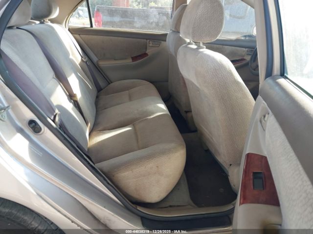 Toyota Corolla Le Image 11