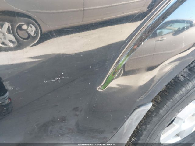 Nissan Frontier Se Image 2