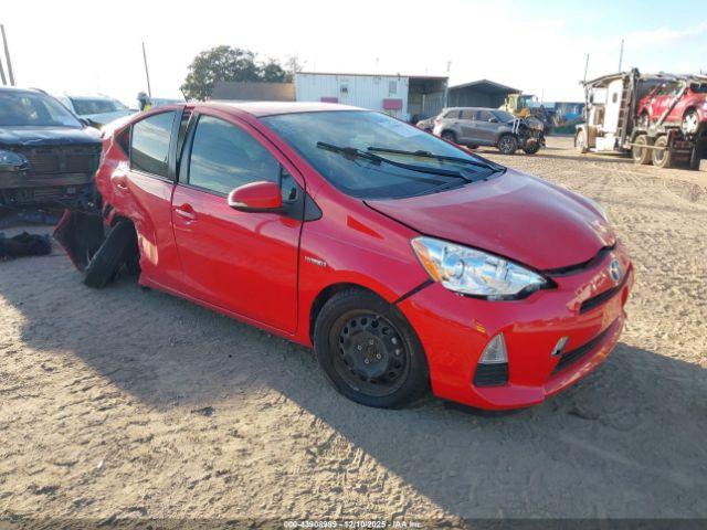  Salvage Toyota Prius c