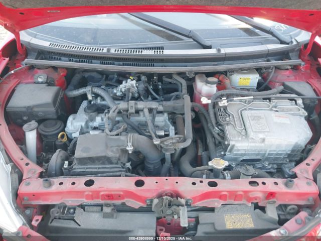 Toyota Prius c Two Image 16