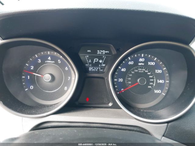 Hyundai ELANTRA Se Image 10