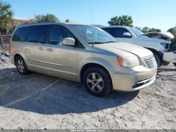  Salvage Chrysler Town & Country