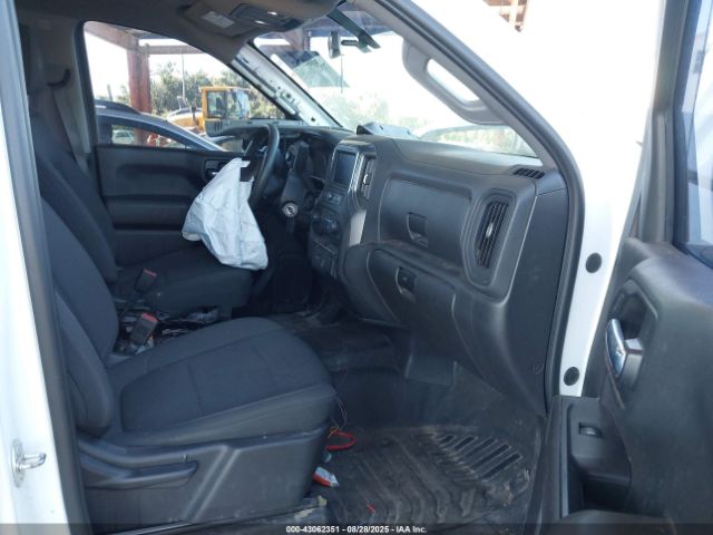 Chevrolet Silverado 1500 4wd  Short Bed Wt Image 6