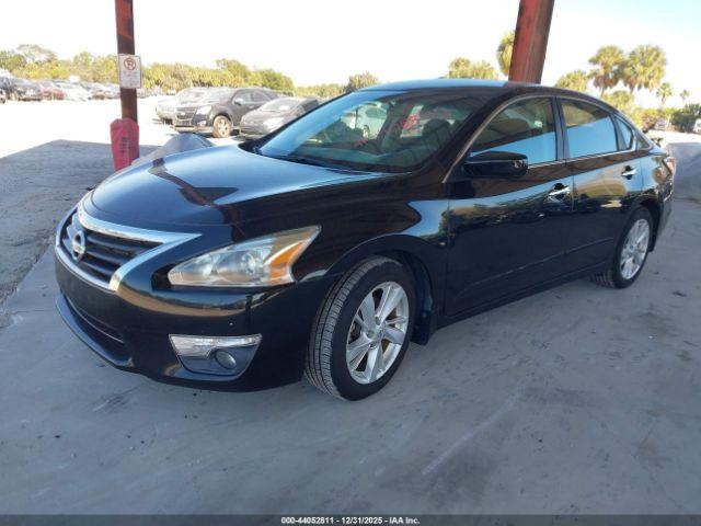 Nissan Altima 2.5 Sv Image 11