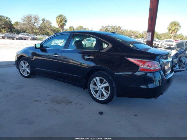 Nissan Altima 2.5 Sv Image 4