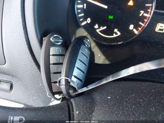 Nissan Altima 2.5 Sv Image 10