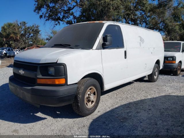 Chevrolet Express Work Van Image 10