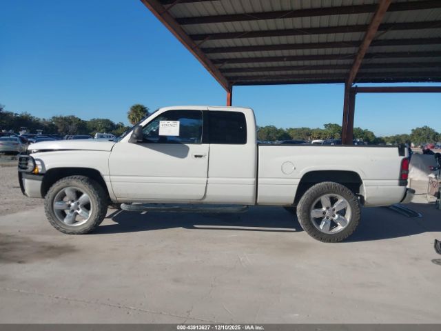 Dodge Ram 1500 St Image 16