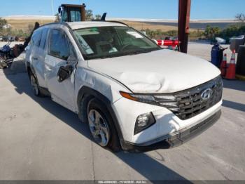  Salvage Hyundai TUCSON