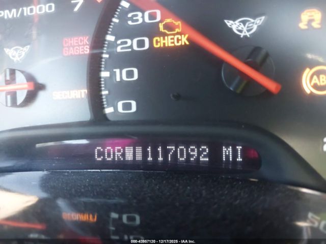 Chevrolet Corvette Image 10