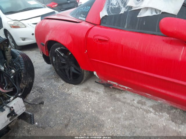 Chevrolet Corvette Image 14