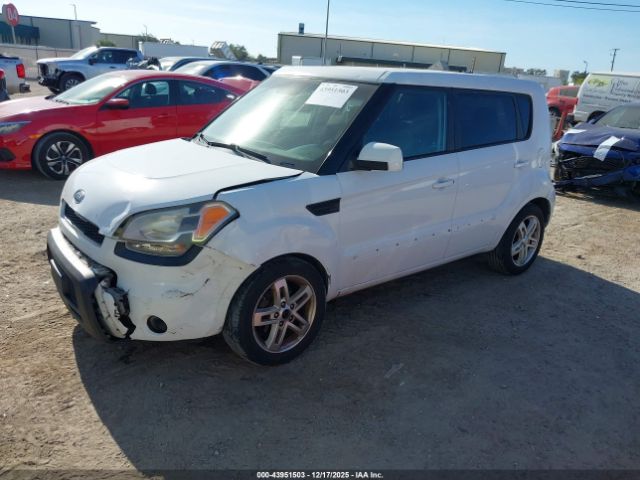 Kia Soul + Image 3