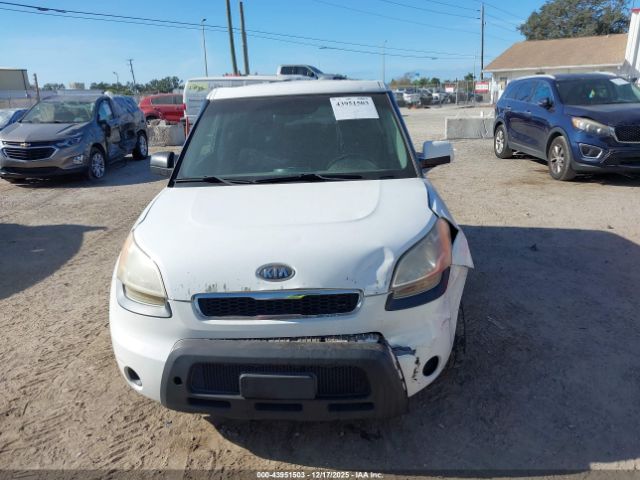 Kia Soul + Image 15