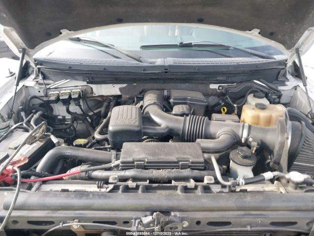 Ford F-150 Lariat Image 10