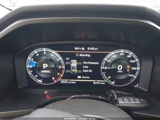 Mitsubishi Outlander Image 12