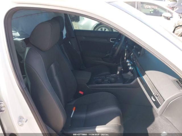 Honda Civic Sport Image 3