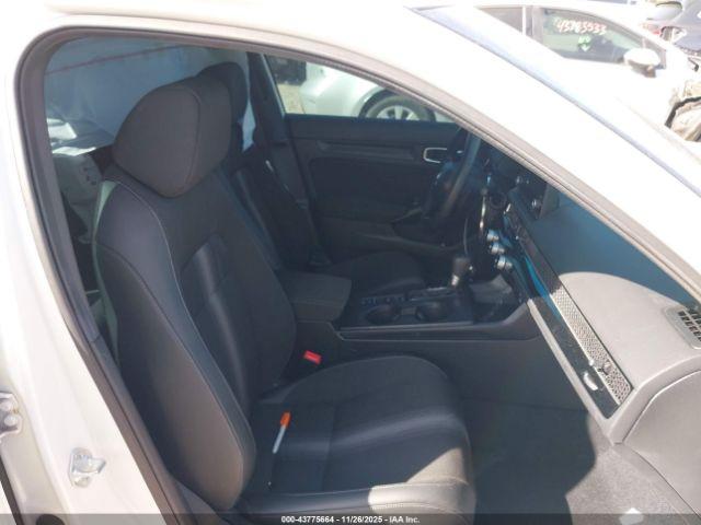 Honda Civic Sport Image 3