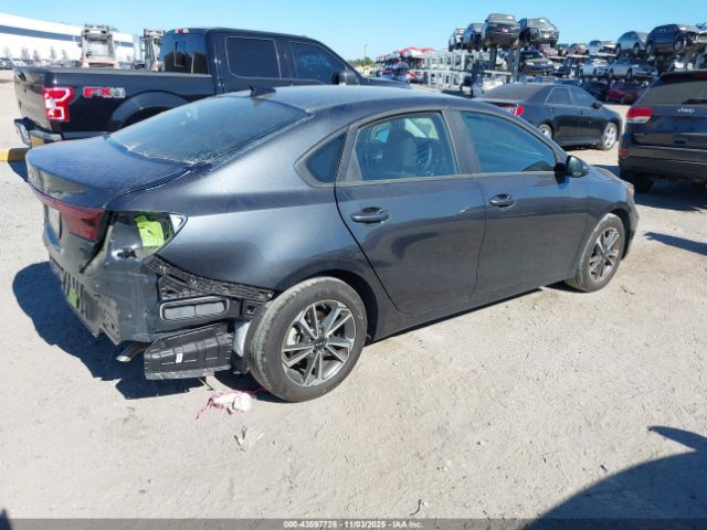 Kia Forte Lxs Image 17
