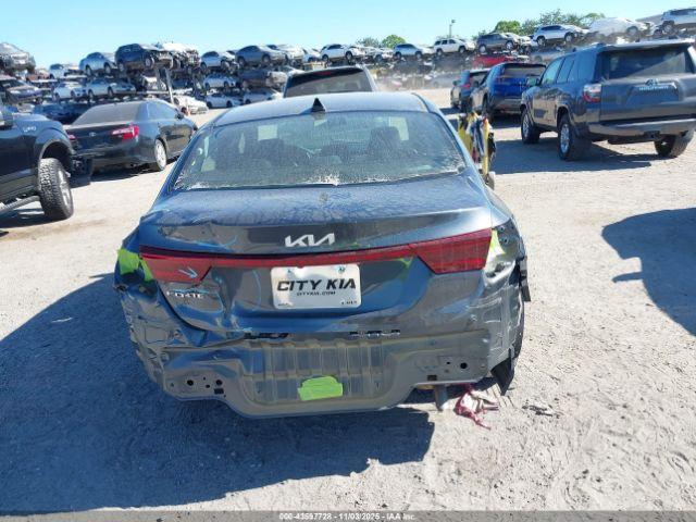 Kia Forte Lxs Image 7