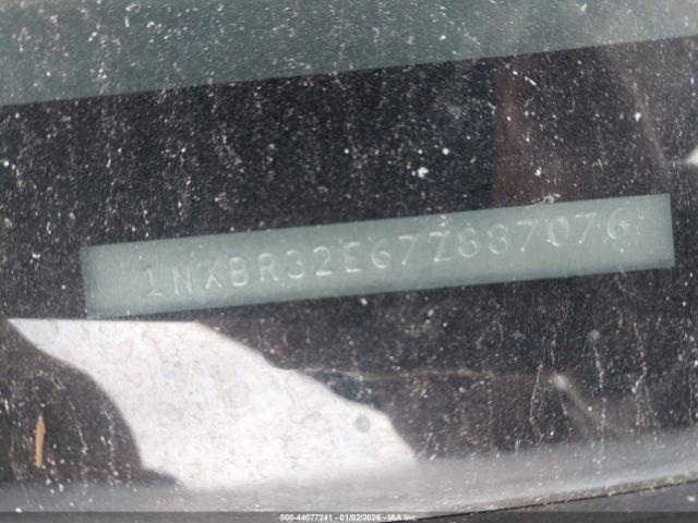 Toyota Corolla S Image 11