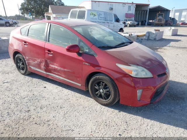  Salvage Toyota Prius