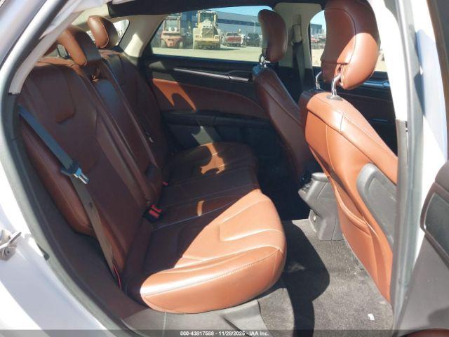 Ford Fusion Titanium Image 6