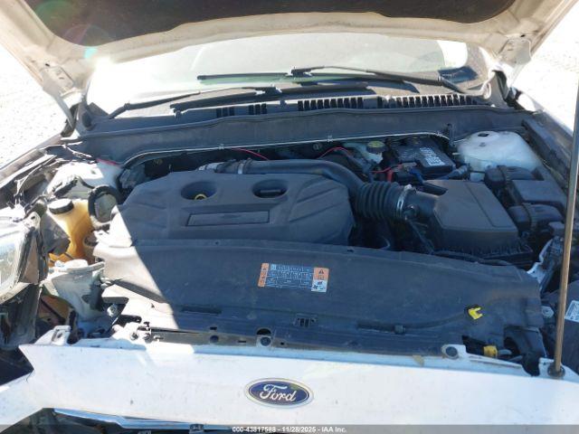Ford Fusion Titanium Image 13