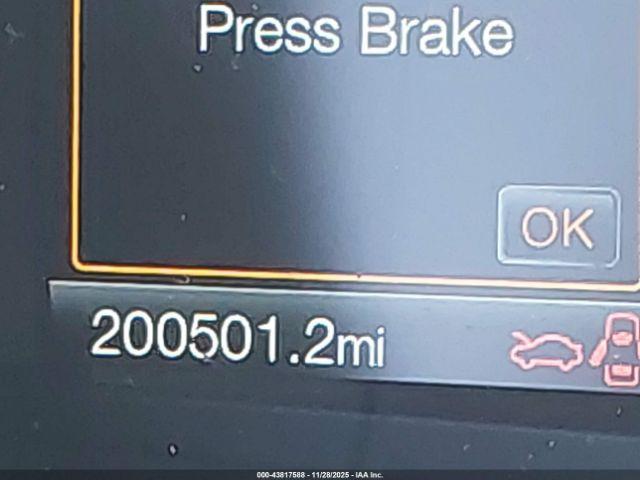 Ford Fusion Titanium Image 4