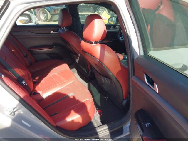 Kia K5 Gt-line Image 11