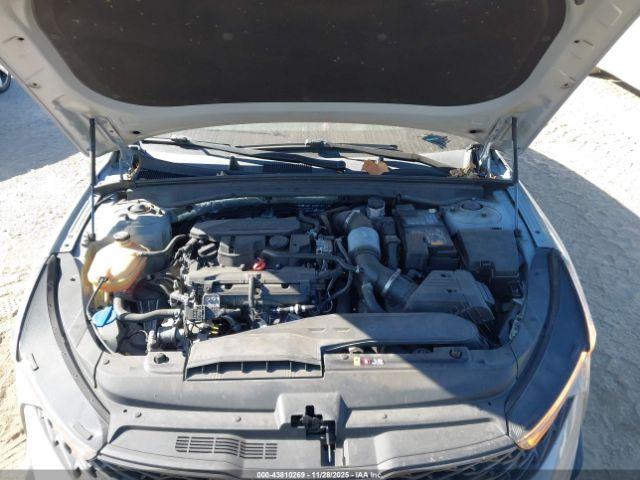 Kia K5 Gt-line Image 9