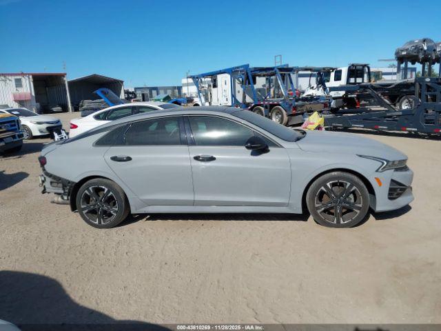 Kia K5 Gt-line Image 10