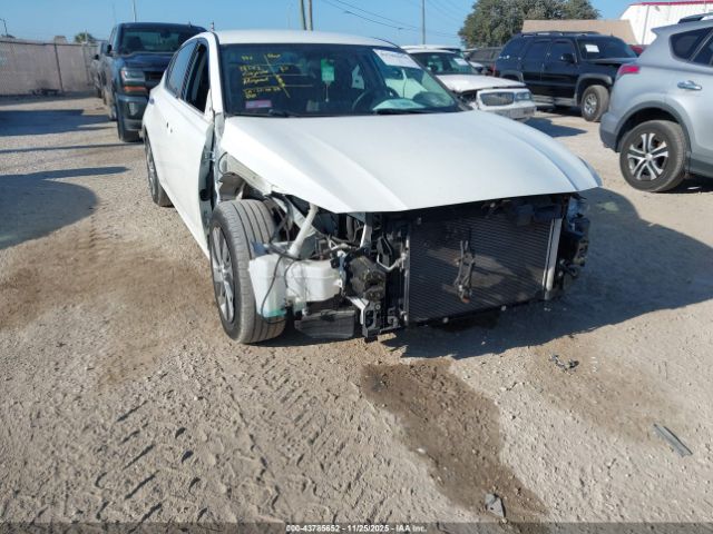 Nissan Altima 2.5 S Image 8