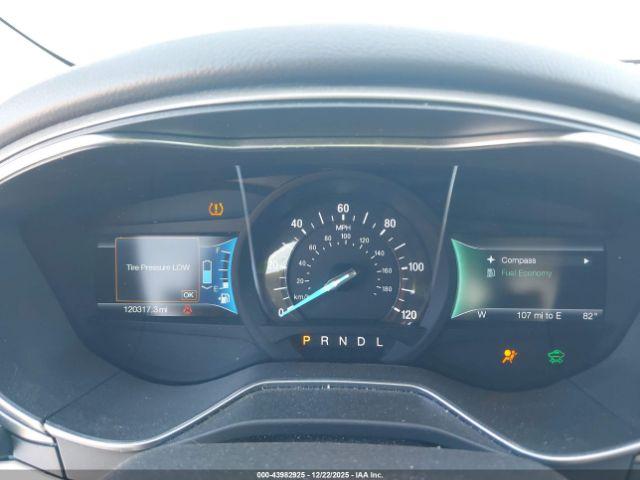 Ford Fusion Se Image 6