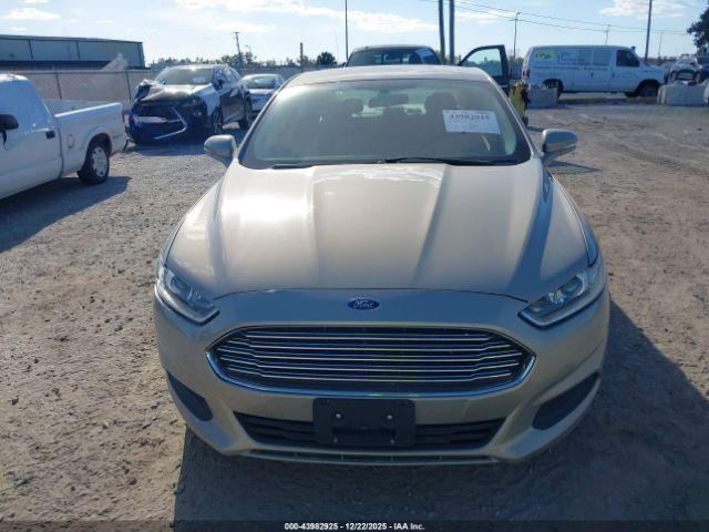 Ford Fusion Se Image 12