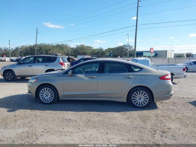 Ford Fusion Se Image 14